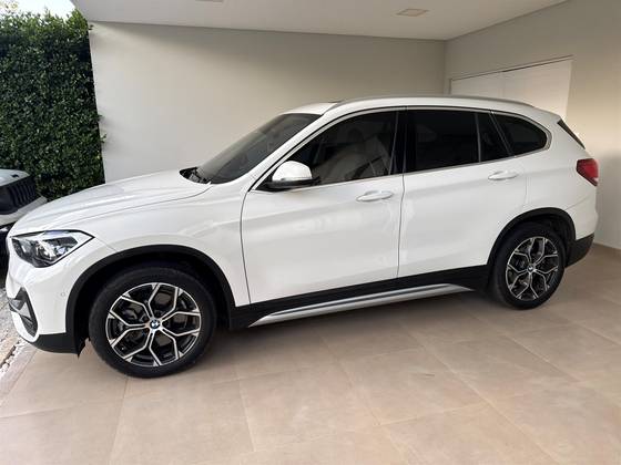 BMW X1 2.0 16V TURBO ACTIVEFLEX SDRIVE20I X-LINE 4P AUTOMÁTICO